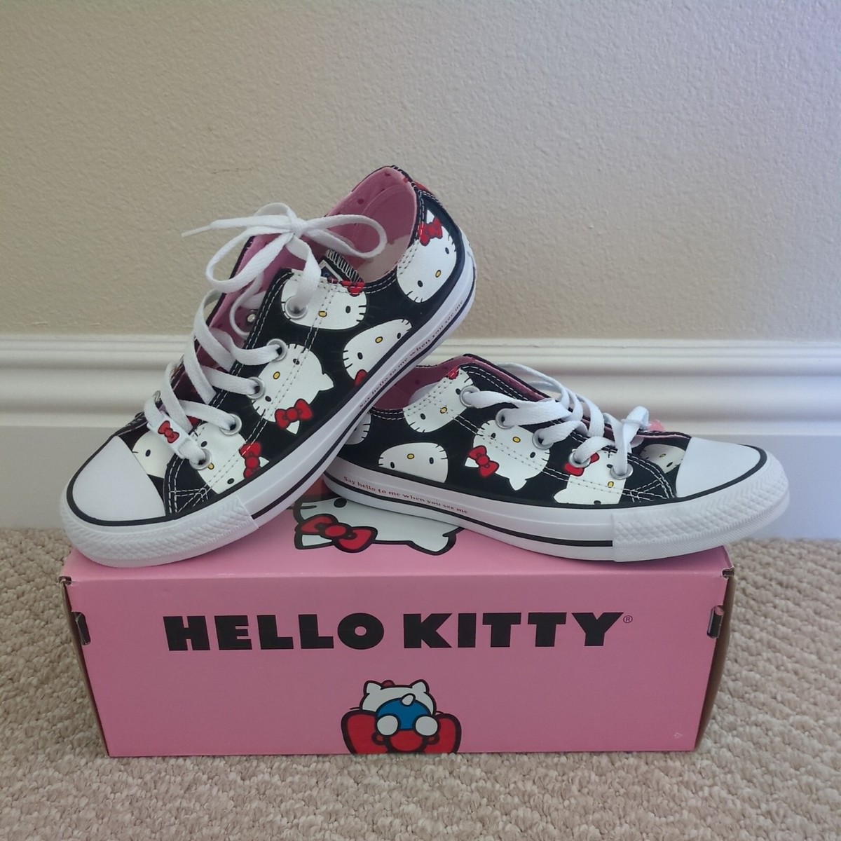 NIB Limited Converse Chuck Taylor All Star OX x Hello Kitty Black