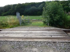 Photo A2 Footpath crossing railway, near Bucknell Bedstone  c2009
