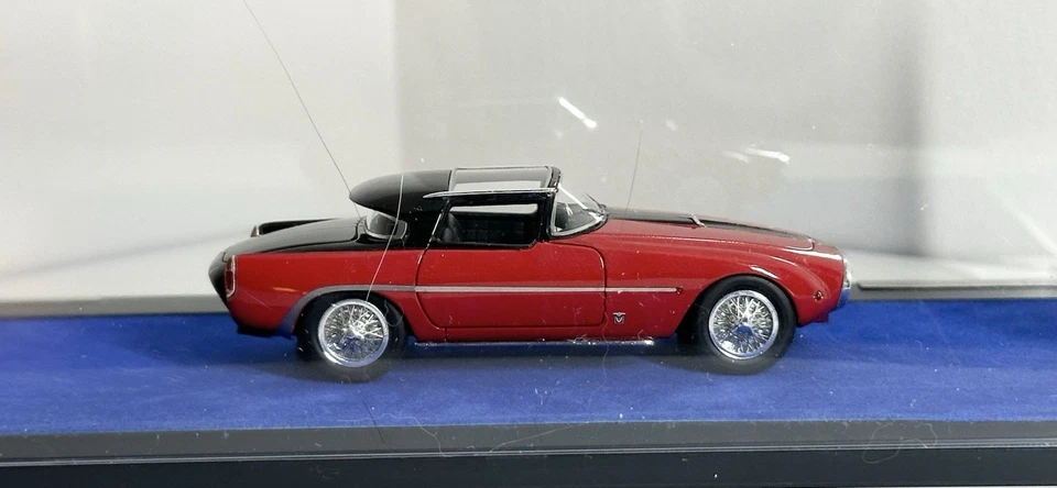 Matrix 1:43 Louwman Museum - Fiat 8V Vignale Demon Rouge - MXLM01-0602 - Image 4 of 4