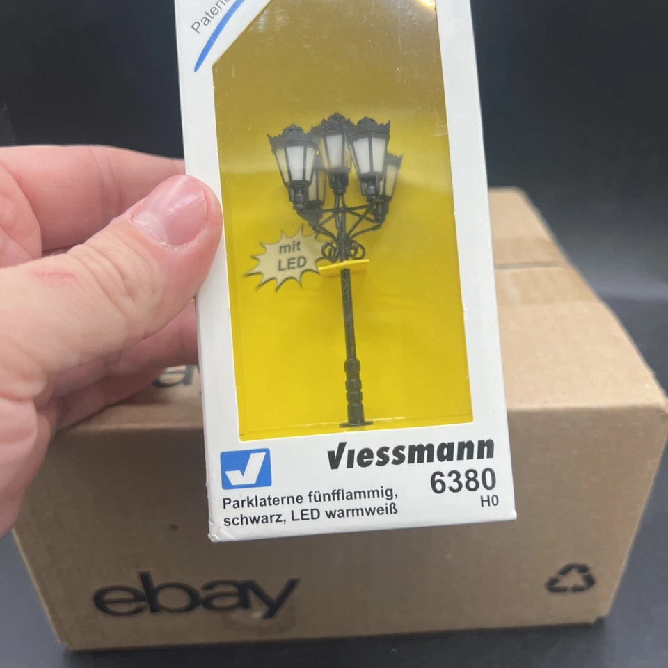 Luz de calle Viessmann 6380 escala HO cinco linternas parque Foto 2 de 4