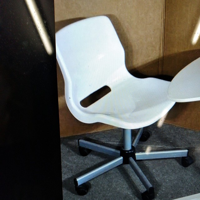 Ikea White Chair Office Study Swivel Ajusts Modern Snille 23073 GUC for