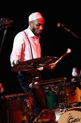 Mos Def performs at the Musicians Institute College Of Contempary - Old Photo