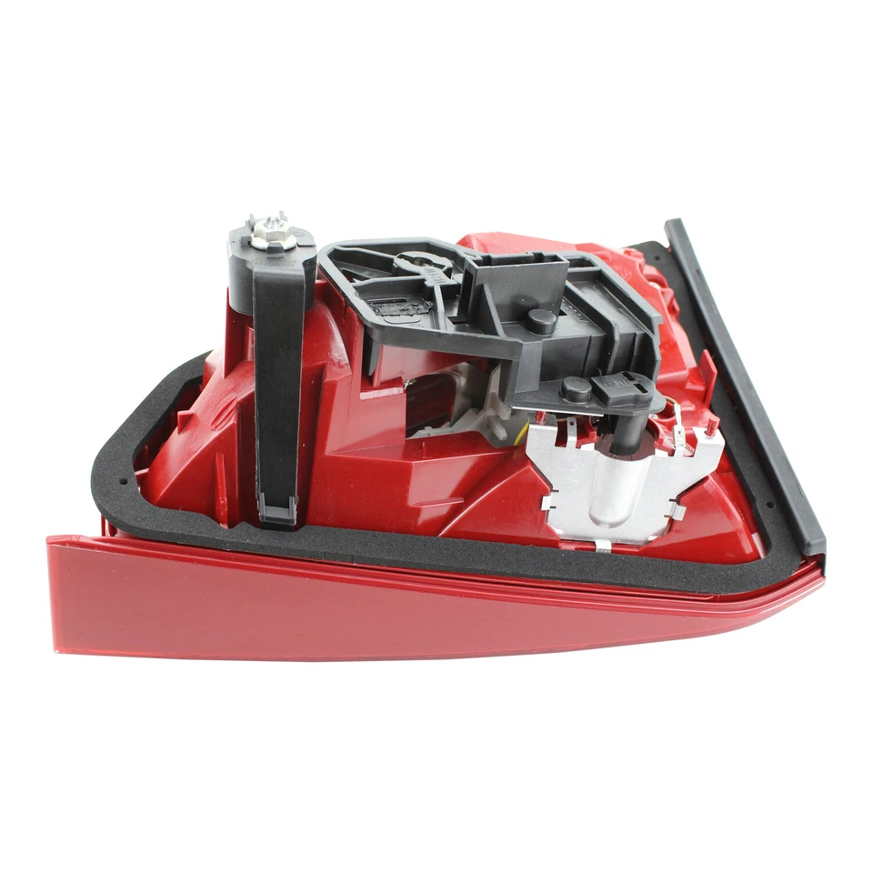 Conjunto de luz trasera LED interior izquierda conductor Hella 010086091 para Audi A4 Quattro S4 Foto 3 de 4