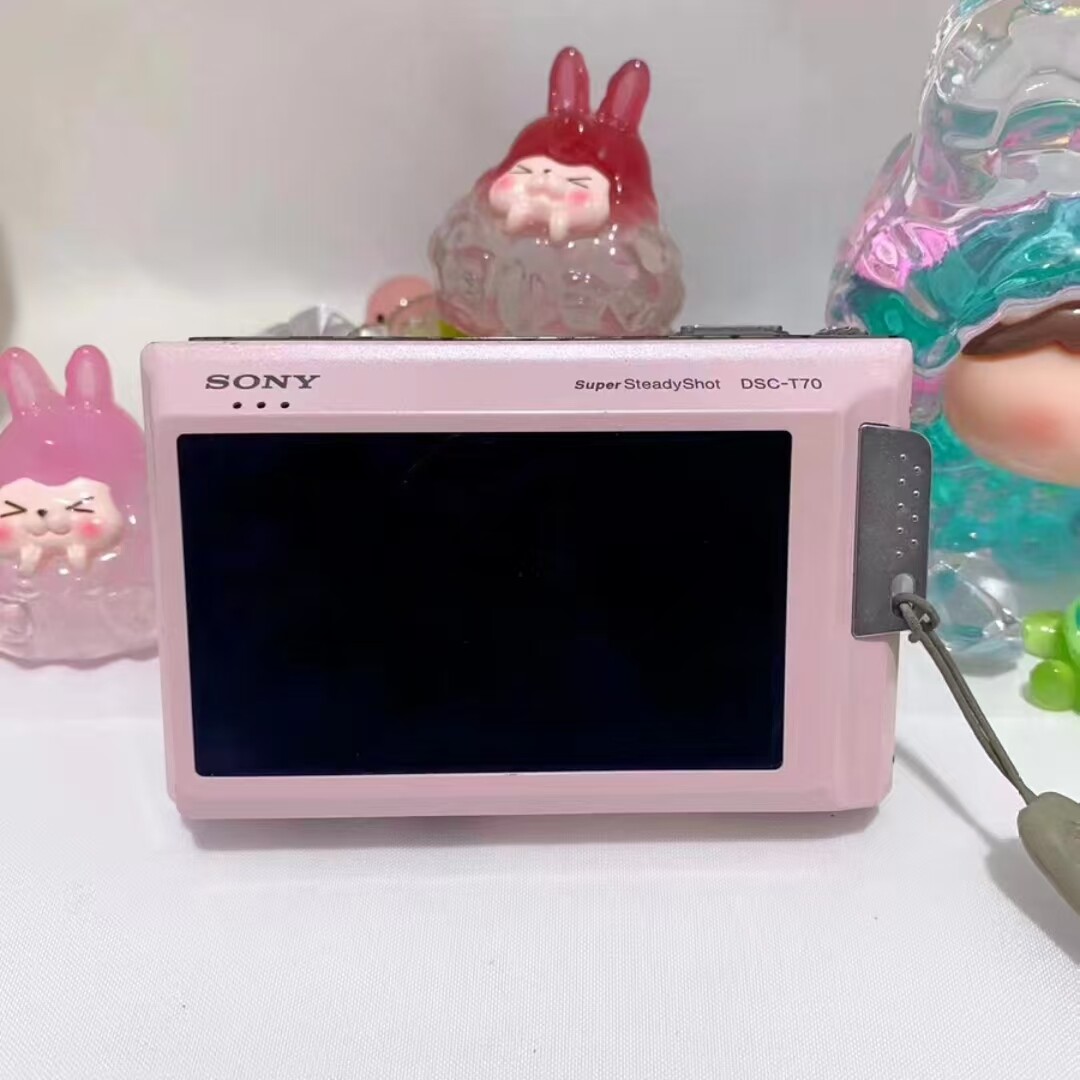 Sony Cyber Shot DSC-T70 8.1MP 3x Optical Zoom CCD Digital Sony Cyber Shot DSC-T70 8.1MP 3x Optical Zoom CCD Digital