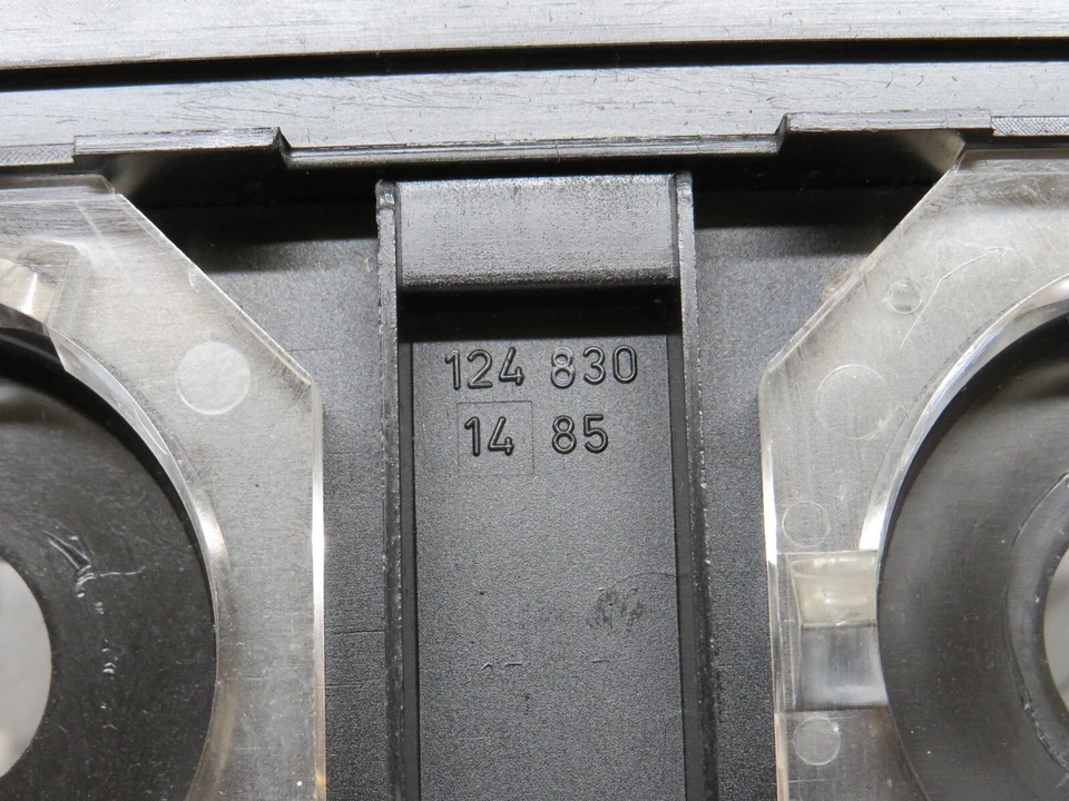 Panel de la unidad de control del calentador Mercedes-Benz W124 260E 1248301485 Foto 2 de 4