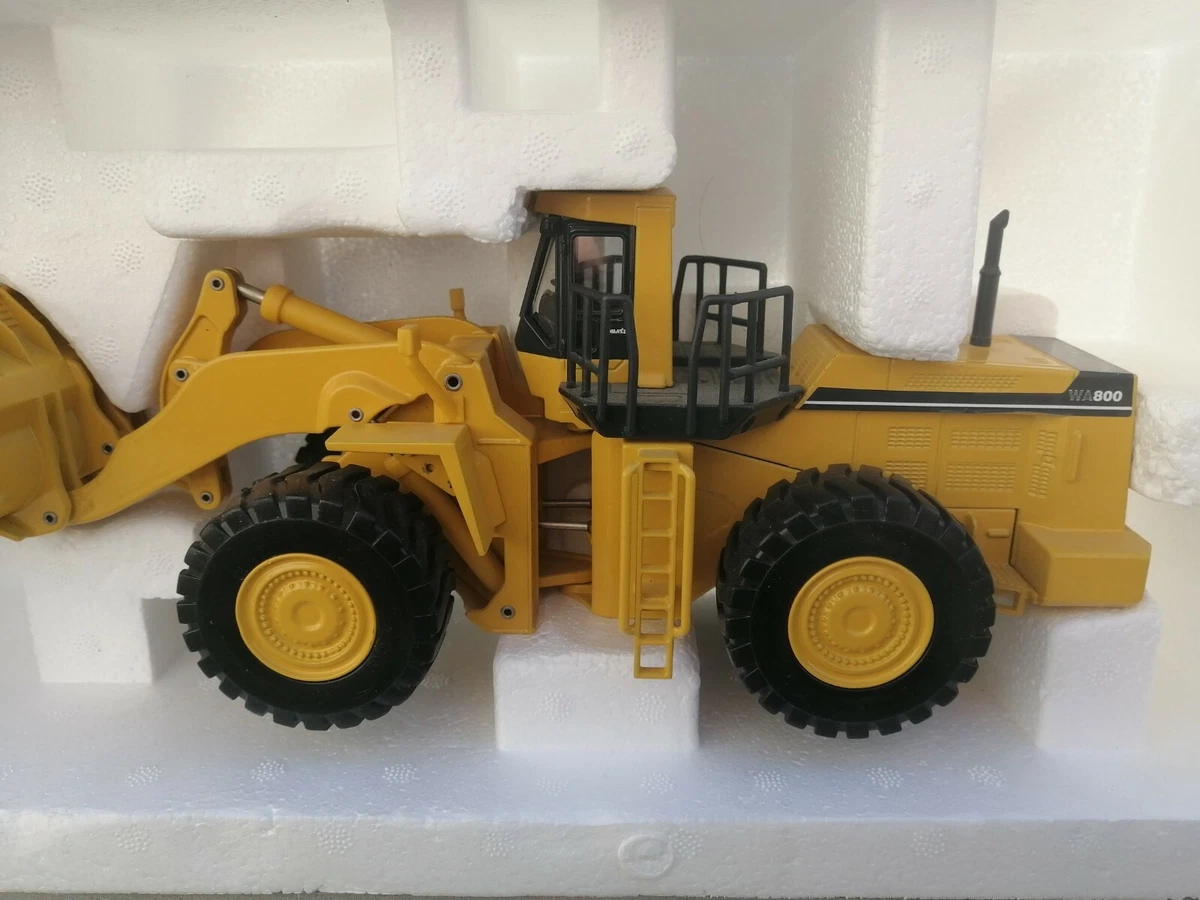 コマツWA800 1/50