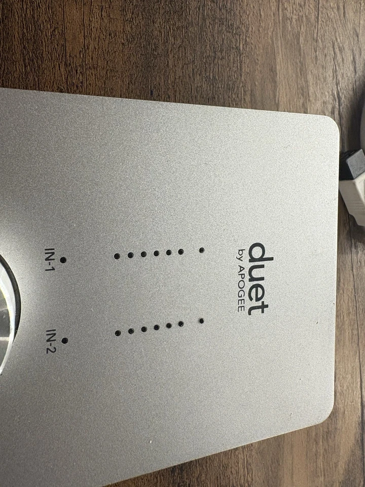 Apogee Duet (FireWire) w/ Breakout Cables – Pristine, Collector Condition - Image 4 of 4