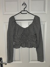 Topshop Gingham Shirred Crop Top Size 8 Black White Long Sleeve Milkmaid Blouse