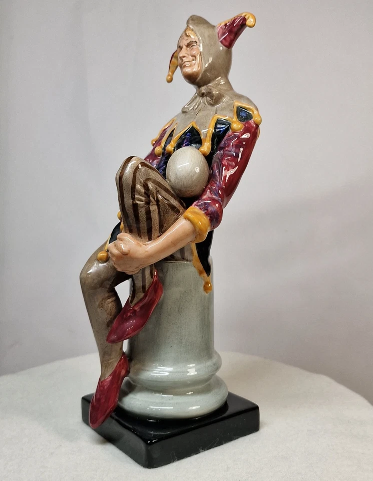 Vintage Royal Doulton Figurine, The Jester, HN2016 by CJ Noke - Image 3 of 4