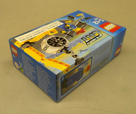 LEGO City 7901 Airplane Mechanic NEW! RARE! Crane Plane Jet Engine Airport Town
