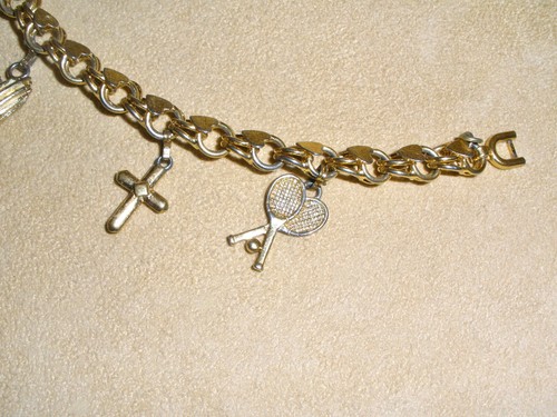 1970's Classic Gold Tone Charm Bracelet by Monet Jewelry - Picture 5 of 6