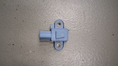 Sensor Seitenairbag Crashsensor Vorne Links VW Jetta 1.4 TSI 1 K/1KM 2516801