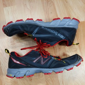 بشري الجبار عائلة new balance mt610 v2 