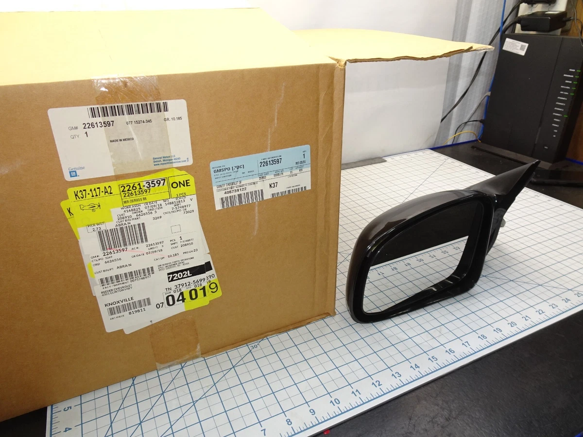 GM 22613597 Side View Mirror Left LH In Primer You Paint General 