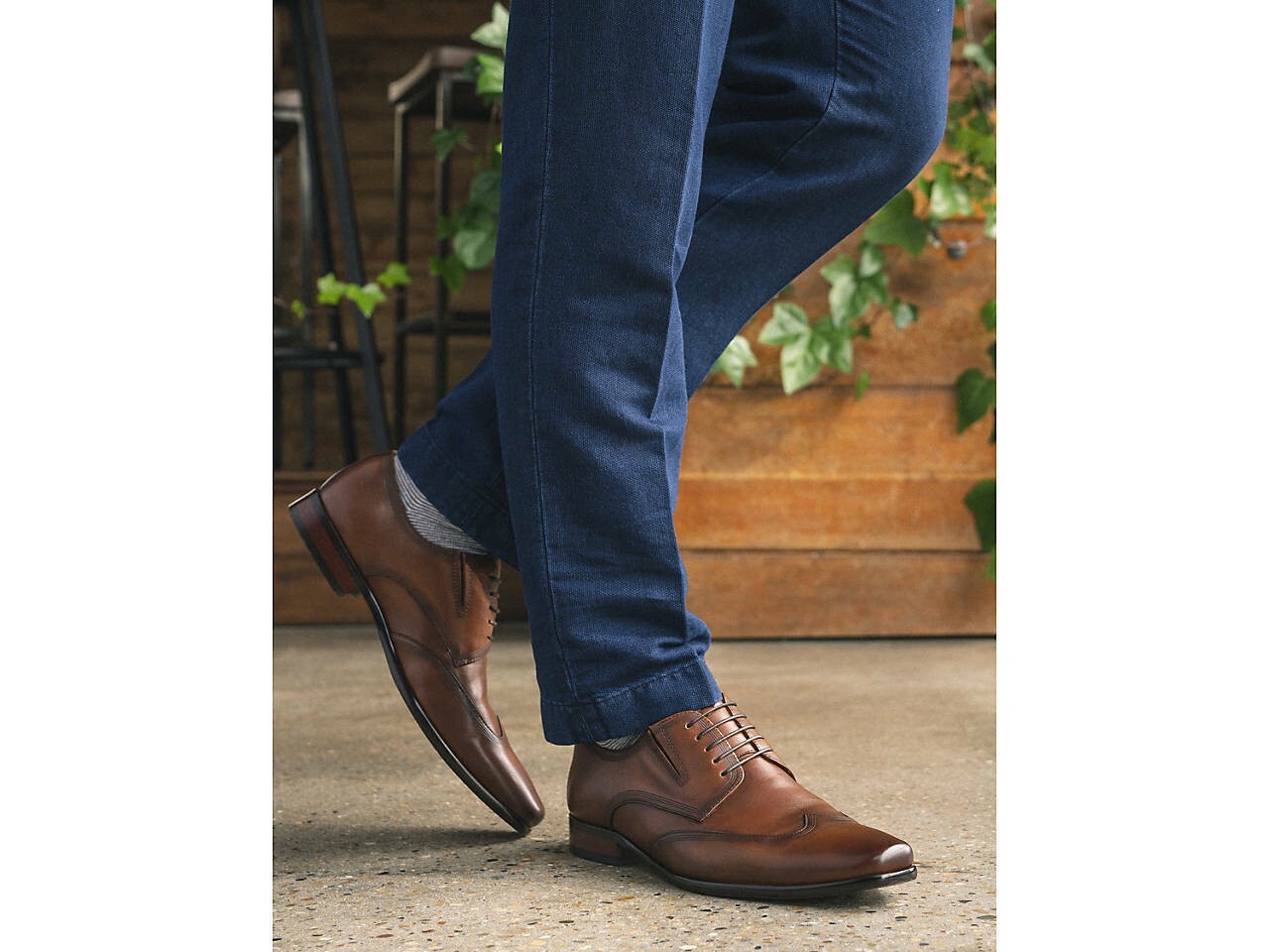 postino wingtip oxford