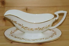 Royal Worcester Saguenay Gravy Boat or Sauce Bowl with attached Underplate 9"