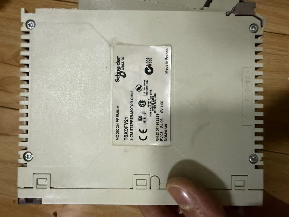 TSX Premium TSXCFY21 2 CM Stepper Motor Control TSXCFY21 - Image 2 of 3
