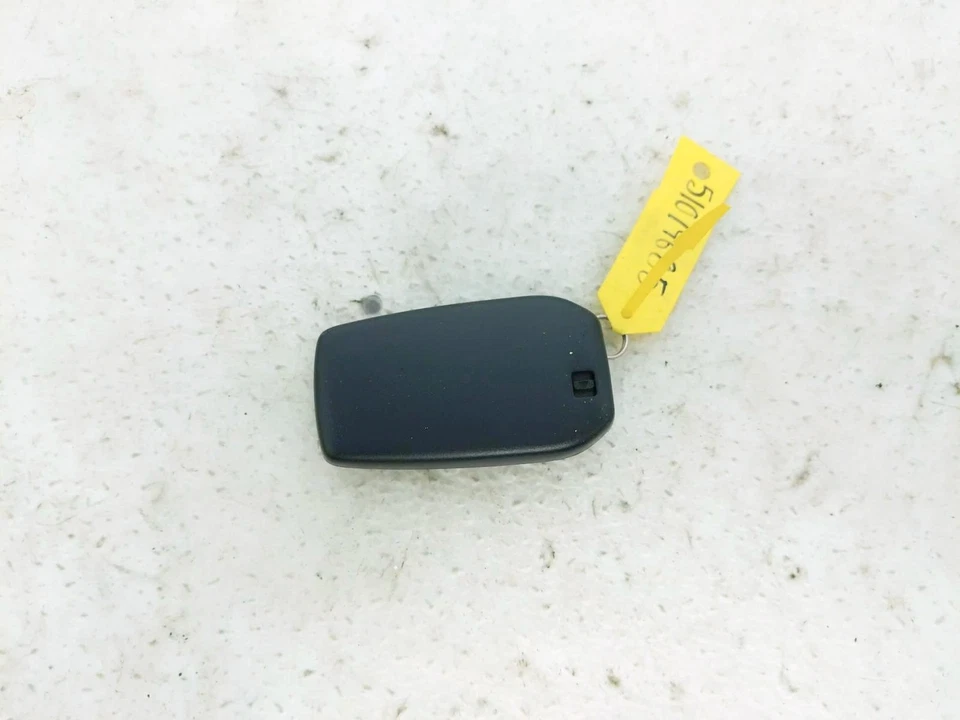 Mando a distancia inteligente único Toyota Tundra 2022-2024 8990H-0C010 Foto 2 de 4