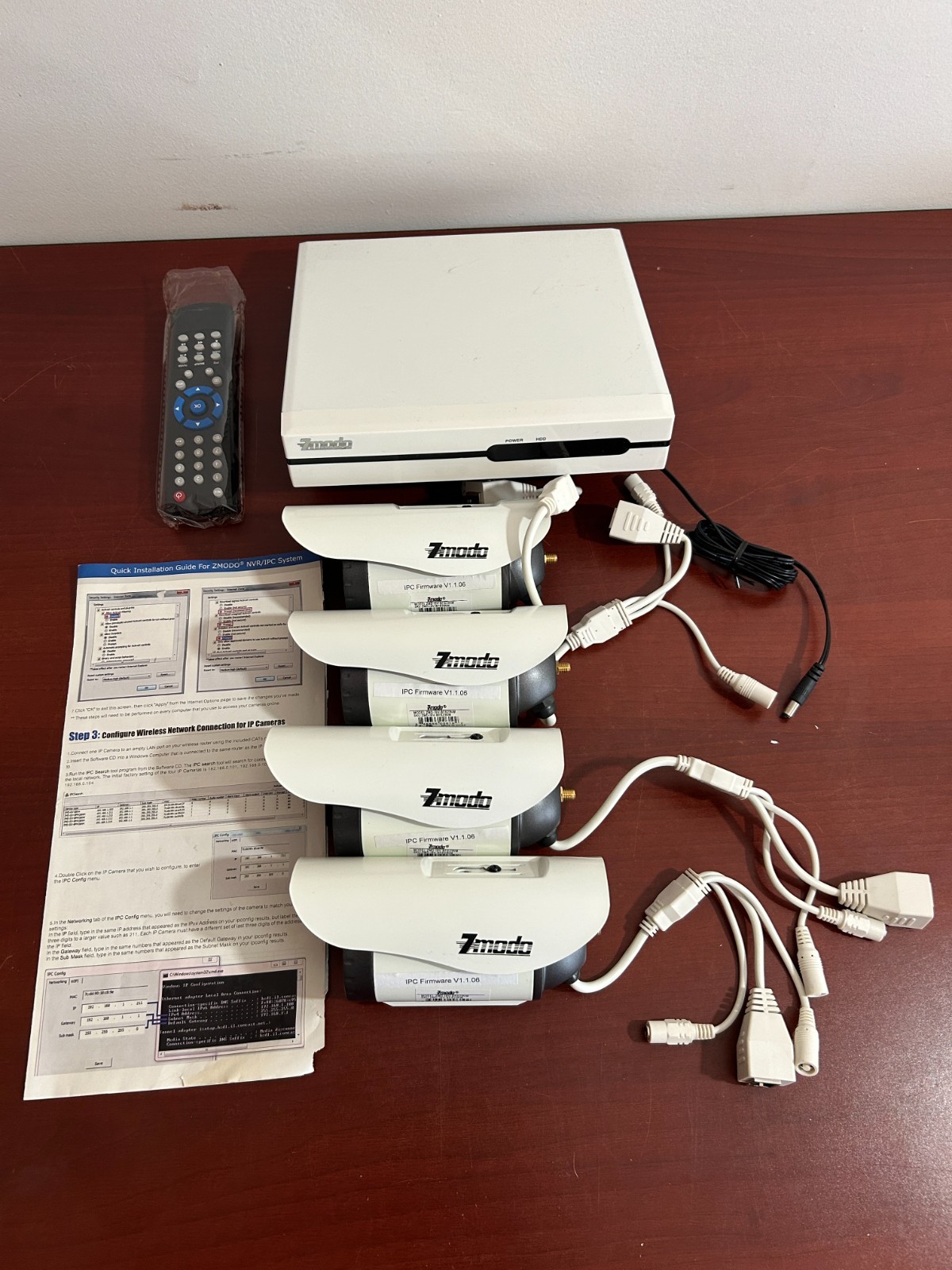 Zmodo ZMD-NV-SBN4 Network Video Recorder With Set of 4 ZMD-I