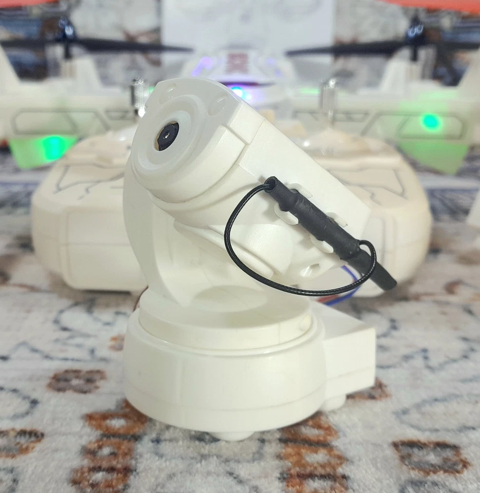 World Tech Toys: SONIC DRONE 2.4GHz 4.5CH LIVE FEED Video Camera RC Drone *New* - Image 4 of 4