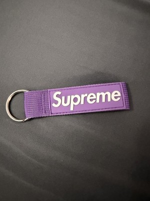 Supreme Webbing Keychain Purple FW20