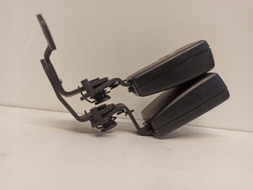 Volkswagen Golf VII 2016 Gurtschloss hinten 8V0857739A KTL39280