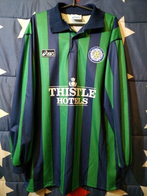 leeds united green shirt