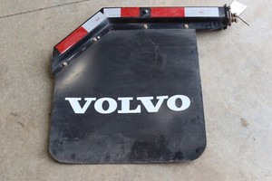 2019-2023 VOLVO VNL 760 LEFT DRIVER SIDE MUD FLAP SPLASH SHIELD GUARD OEM