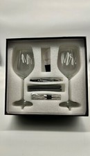 Mr  Mrs Wine Glass Box Set- New in Box