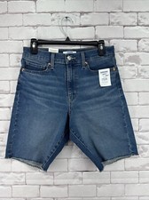 Denizen From Levi  s Women  s High Rise 9 Shorts