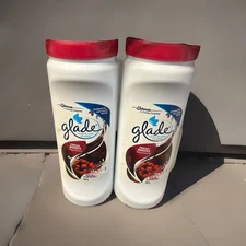 2 Pack Glade  Carpet & Room Refresher Powder Fresh Berries, 32 Oz. 