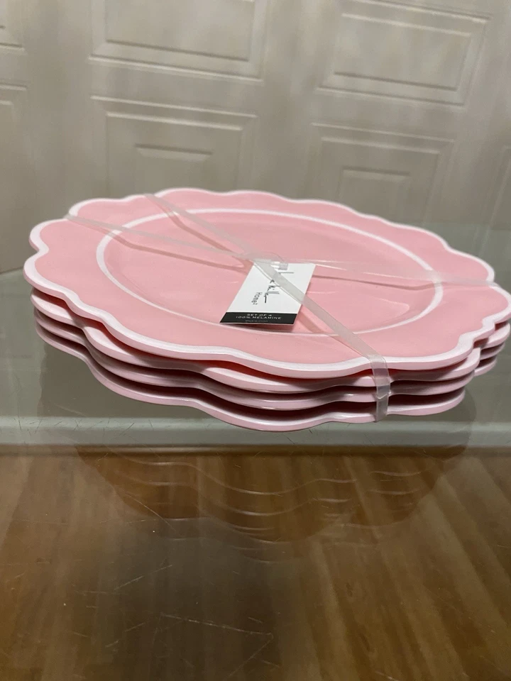 Nicole Miller Pink and White Melamine 11” Dinner PlateS Set of 4 NEW - Изображение 3 из 4