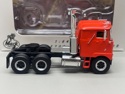 Top Shelf 1/64 Mack F700 Alloy Trailer Model -- Two color choices
