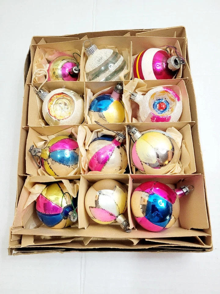 Lote de 12 piezas pequeños adornos de vidrio mercurio Brite brillante Polonia y Navidad años 50 de colección  Foto 3 de 4