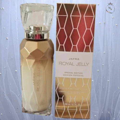 Jafra Royal Jelly Milk Balm Moisture Lotion 6.7 Fl Oz Special Edition Jumbo Size - Image 2 of 4