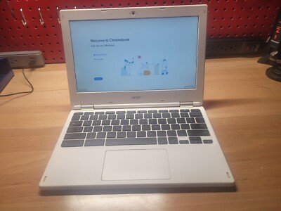 Acer Chromebook 11.6in. (16GB, Intel Celeron Dual-Core, 2.16GHz, Used)