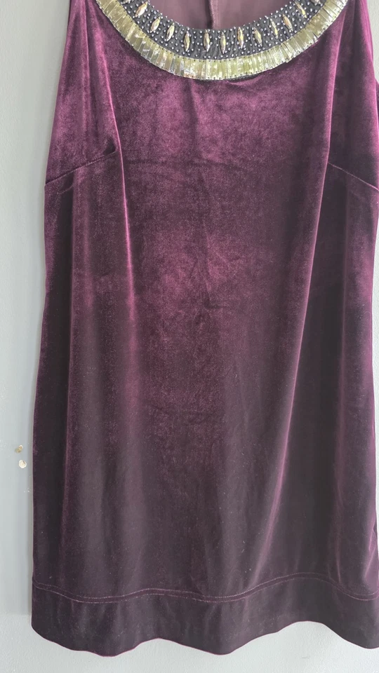 Ronni Nicole Purple Velvet Beaded Shift Dress Sleeveless UK 12 M Partywear Soft - Image 4 of 4