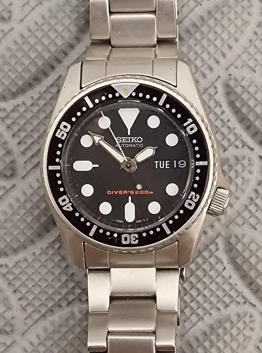 Seiko 7S26-0030 200M Automatic Dive Watch w/Day & Date | eBay