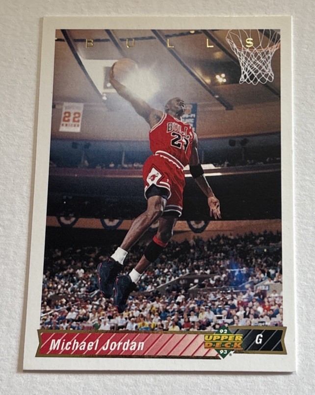 1992-93 Upper Deck - Michael Jordan #23- CHICAGO BULLS HOF🔥🔥