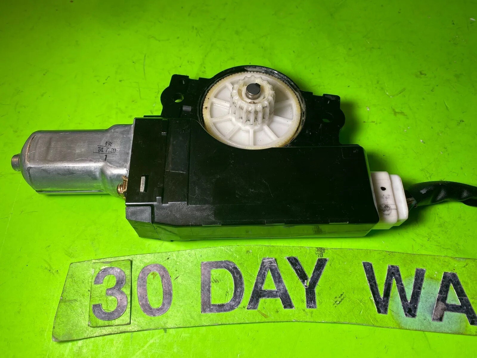 TESTED 200510 SCION TC SUN ROOF MOTOR 47107111440 /47107110940 /