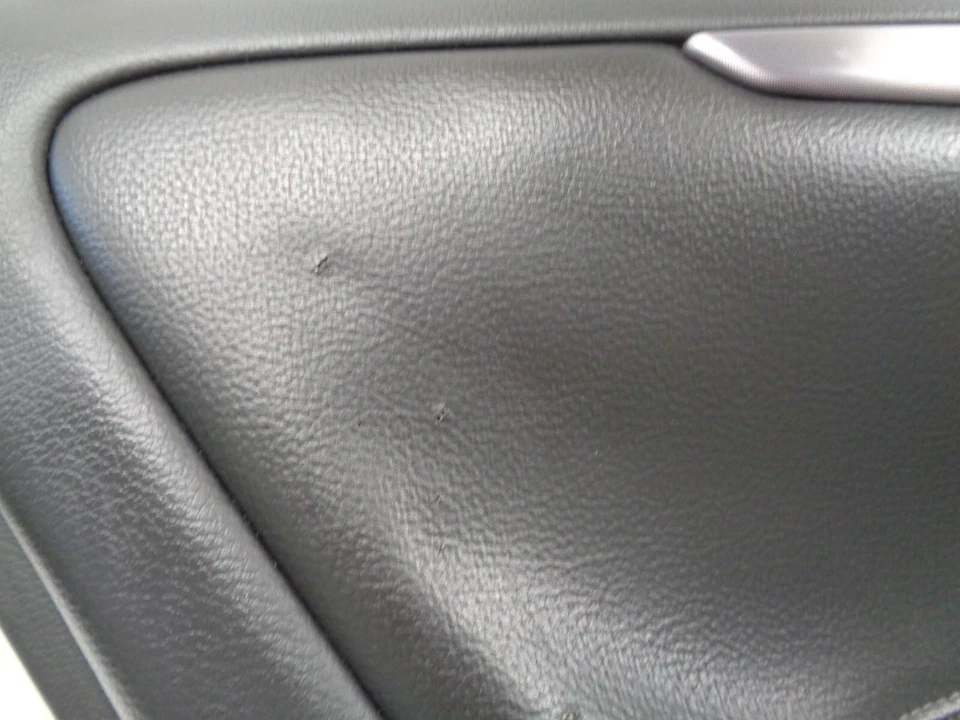 Panel de puerta interior trasero izquierdo del lado del conductor Volvo S60 2001-2009 negro OEM DK91185 Foto 2 de 4