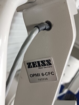 ZEISS OPMI 6-CFC Microscope 284690 w/ Foot Pedal, 12x Eyepieces