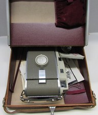 Vintage Polaroid High Speed Land Camera Model The 800 With Accessories Case C8