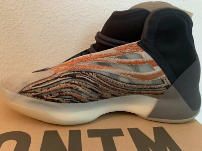 adidas Men's Yeezy QNTM Flash Orange