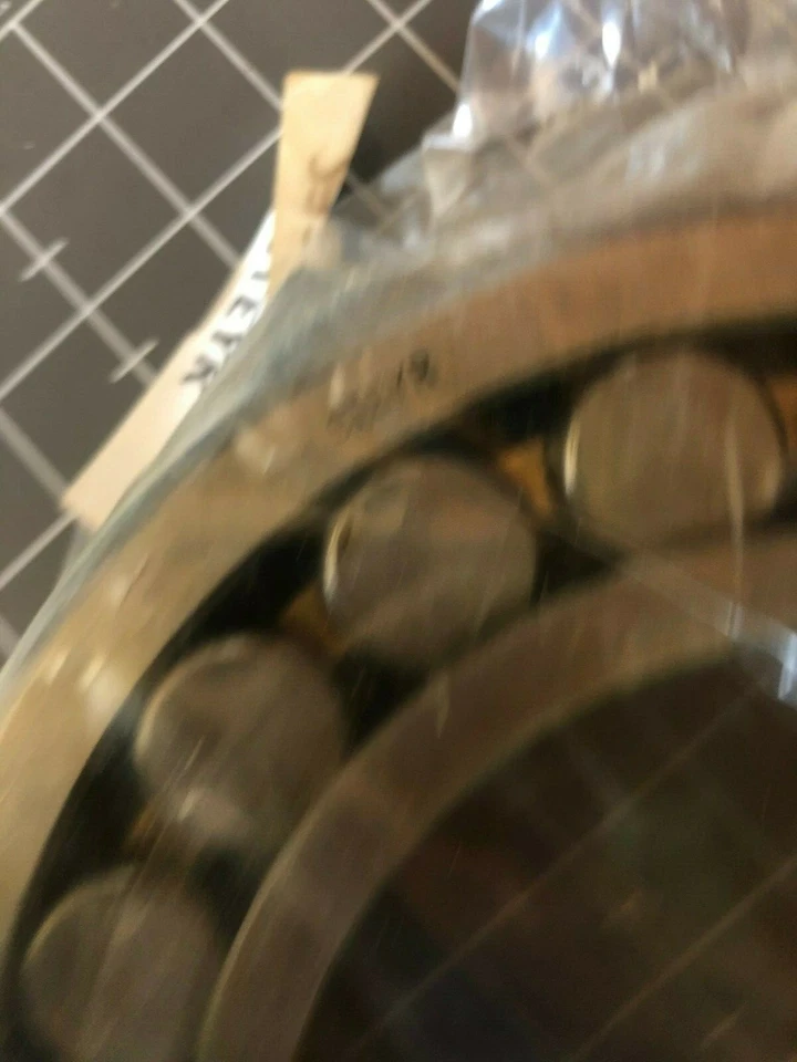 Rodamiento de rodillos esférico Steyr 22226C/2226 Foto 2 de 3