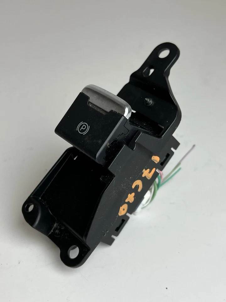 Interruptor electrónico de control de freno de estacionamiento Mazda CX-9 2017 OEM Foto 2 de 4