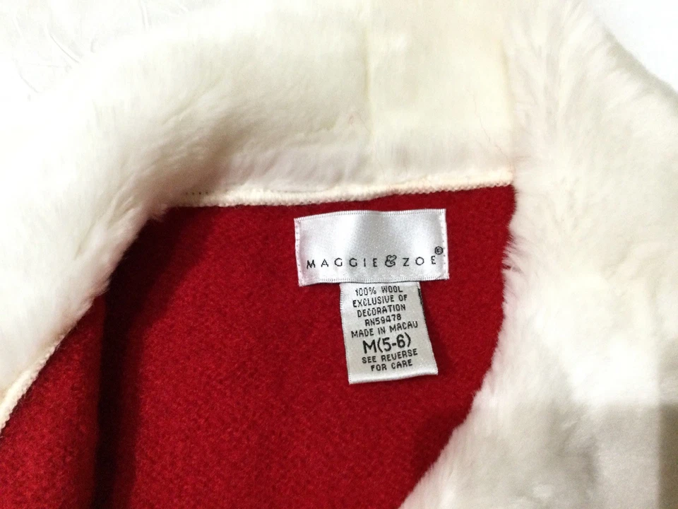 Max Studio Girls Size 5/6 Red cardigan Faux Fur White Collar Snowflakes Terriers - Image 4 of 4