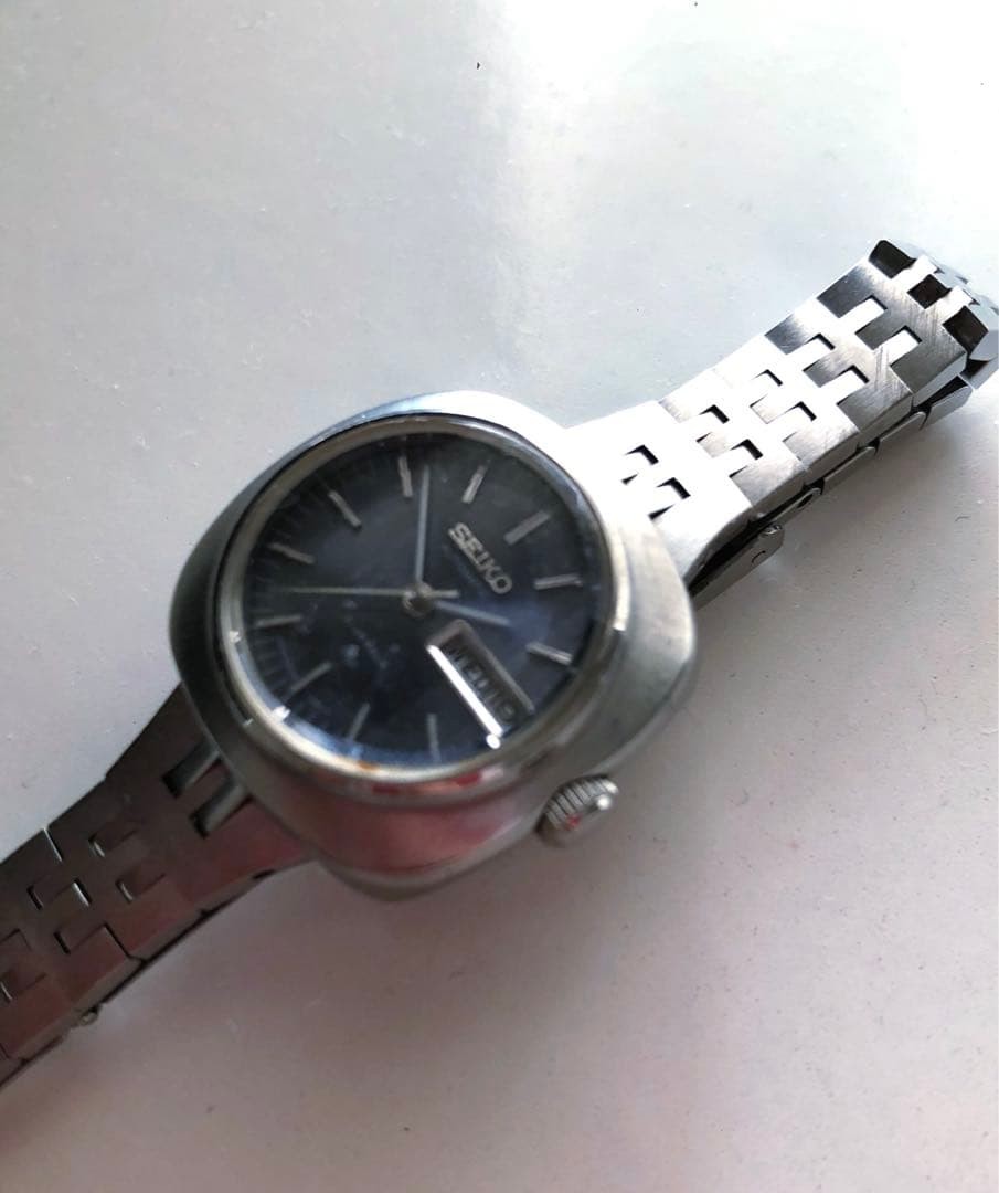 Цифровой фотоаппарат Vintage SEIKO antique watch