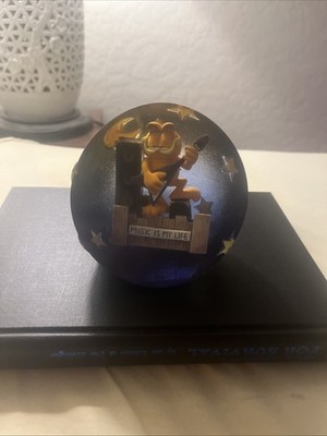 Garfeild Music Is My Life Resin Figurine Paperweight RARE!