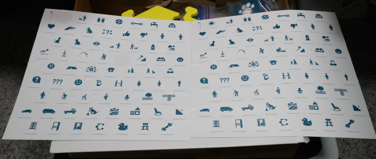 Fluent Pet Get Started Kit - 6 Fluent Pet Buttons and 3 Hex Tile Training